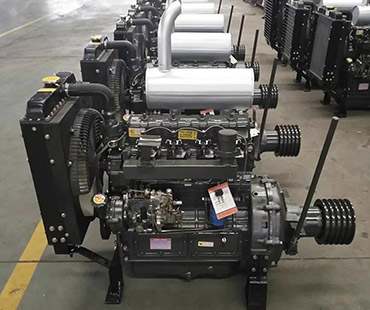 60馬力水泥罐車空壓機(jī)用濰坊ZH4102P柴油機(jī)帶離合器